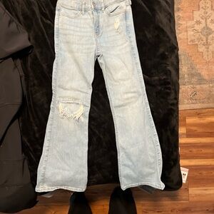 4 pair of girls Abercrombie kids jeans, short length size 11/12.